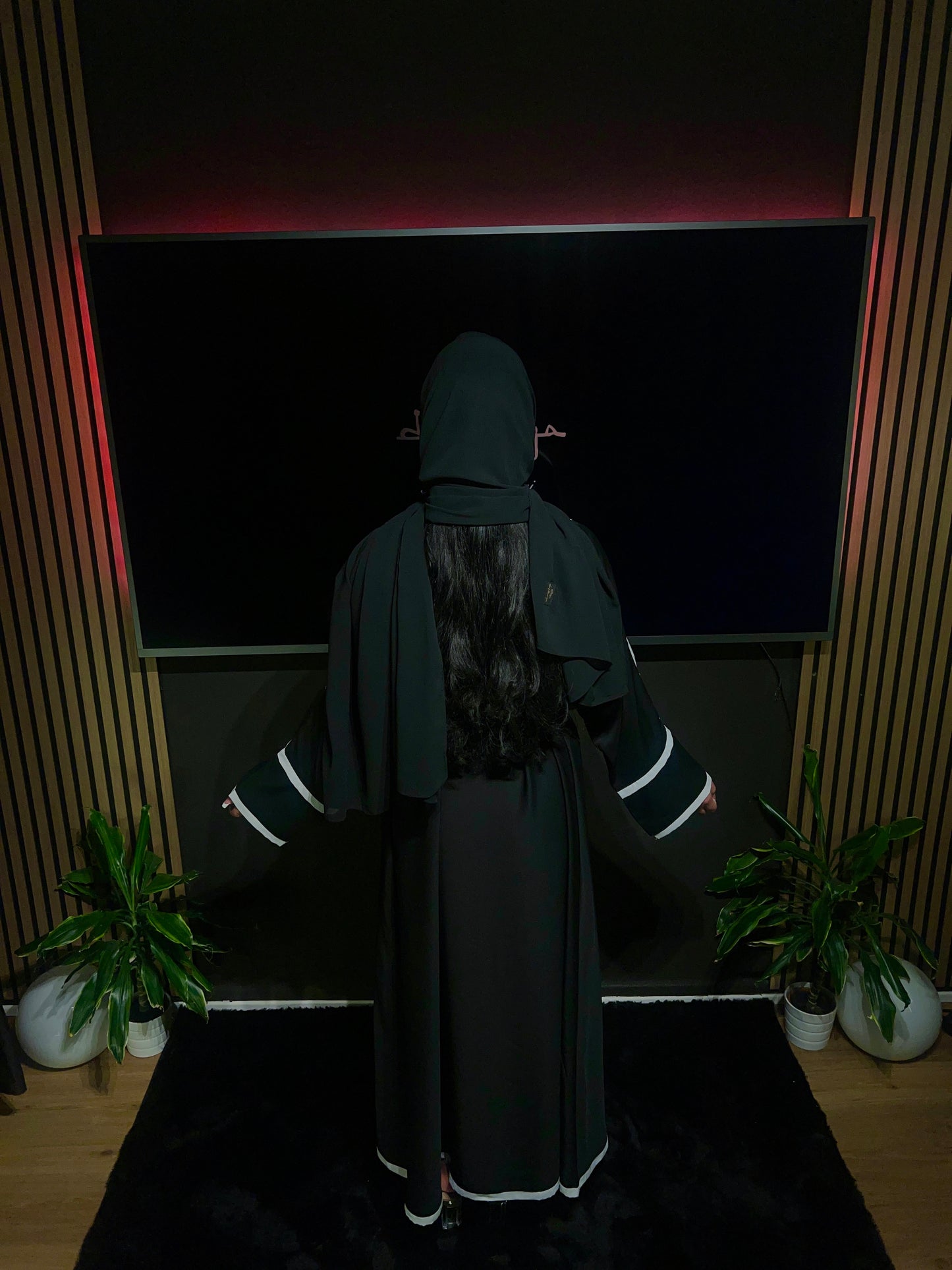 Black and White ABAYA